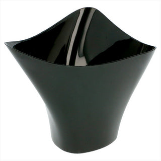 TRIANGLES HAUTS 100 ML 7,7x7,4x6,3 CM NOIR PLASTIQUE PS - vendu par 576 unités