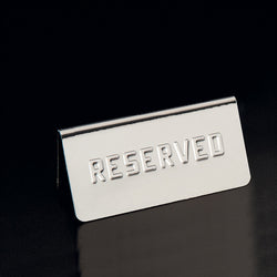 PLAQUE DE TABLE "RESERVED" 12x5,4x5,9 CM ARGENTE INOX - vendu par 1 unités (Prix unitaire = 4 euros)